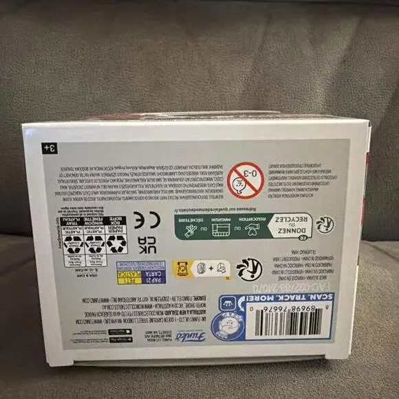 Funko Pop! Vinyl: Marvel - Peter Parker Velocity Suit - Entertainment Earth... - Picture 6 of 6